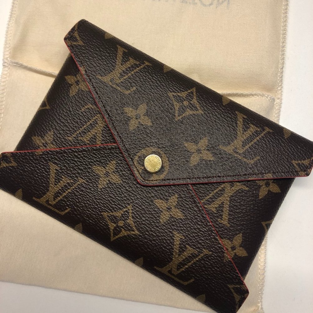 Louis Vuitton Pochette